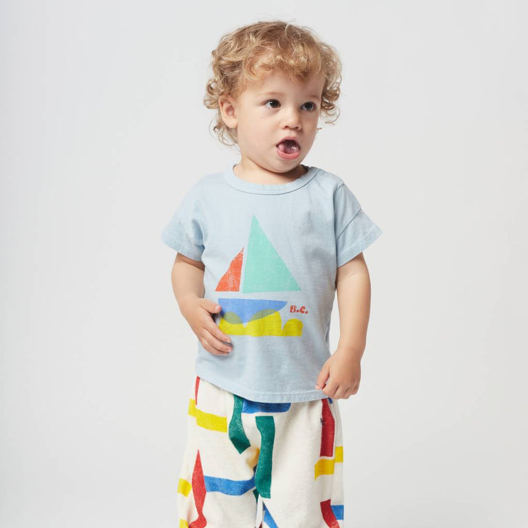 Sail Boat T-Shirt aus Bio-Baumwolle in Hellblau