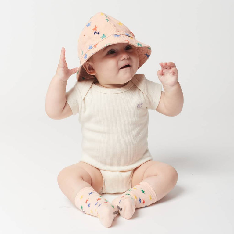 Bobo Choses - Multicolor Stars Sonnenhut aus Baumwolle in Rosa - 6-12 Monate - 8445782045061 - littlehipstar.com