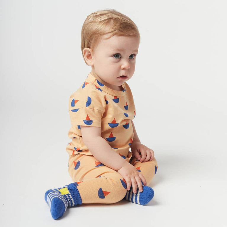 Bobo Choses - Sail Boat T-Shirt aus Bio-Baumwolle in Hellbraun - 9 Monate - 8445782008110 - littlehipstar.com