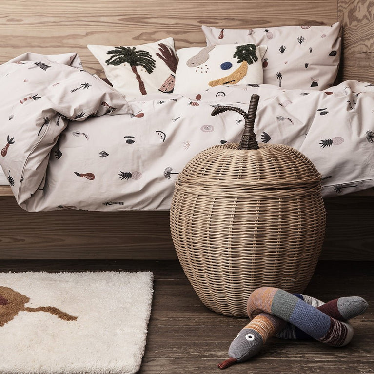 ferm LIVING - Korb aus Rattan in Apfelform - Groß - 5704723028949 - littlehipstar.com