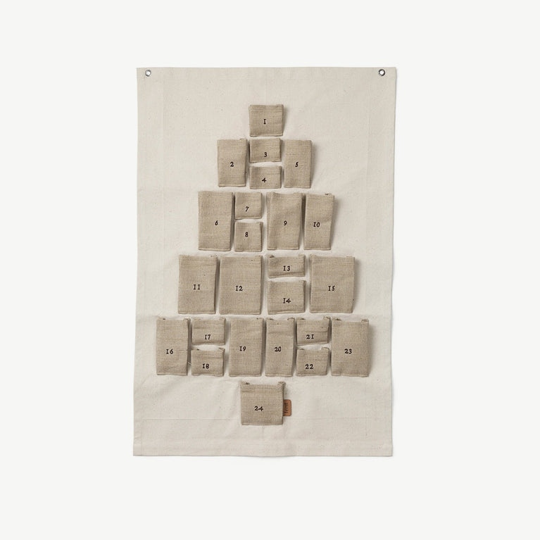 ferm LIVING - Weihnachtsbaum Adventskalender aus Baumwollmix in Natur - 50 x 69 cm - 5704723305071 - littlehipstar.com