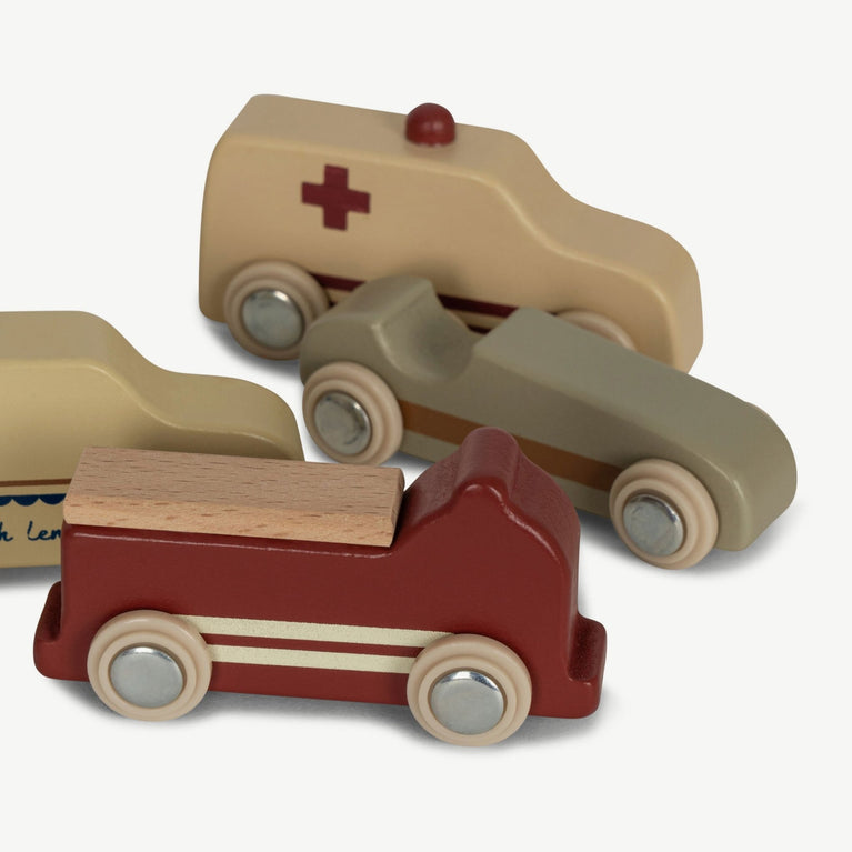 Konges Slojd - Mini Spielzeug Autos aus Holz - 9 Stück - 5715404133449 - littlehipstar.com