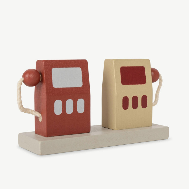 Konges Slojd - Parkhaus mit 3 Autos aus Holz - 5715404133777 - littlehipstar.com