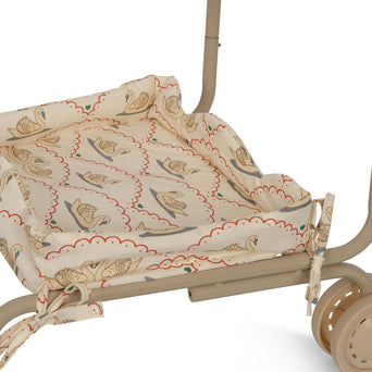 Konges Slojd - Swan Spielzeug Einkaufswagen mit Bezug aus Baumwolle - 5715404068017 - littlehipstar.com