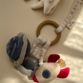 Konges Slojd - Weltraum Activity Greifling aus Bio-Baumwolle - 5715404035040 - littlehipstar.com