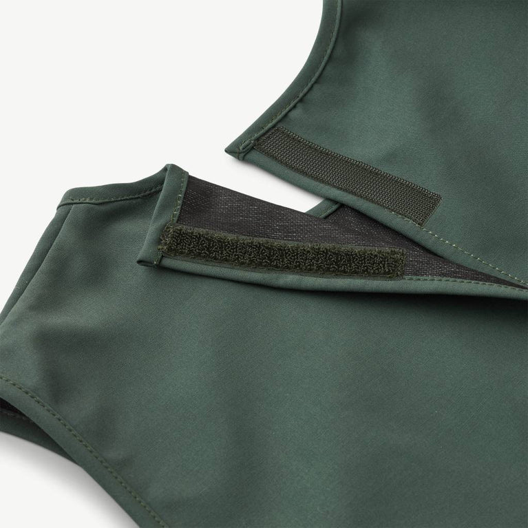 Liewood - Alaia Kinderschürze aus recyceltem Material - Hunter Green - 5715335024717 - littlehipstar.com