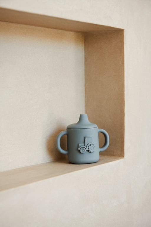 Liewood - Amelio Traktor Trinklerntasse aus Silikon - 150 ml - Blue Fog - 5715493126735 - littlehipstar.com