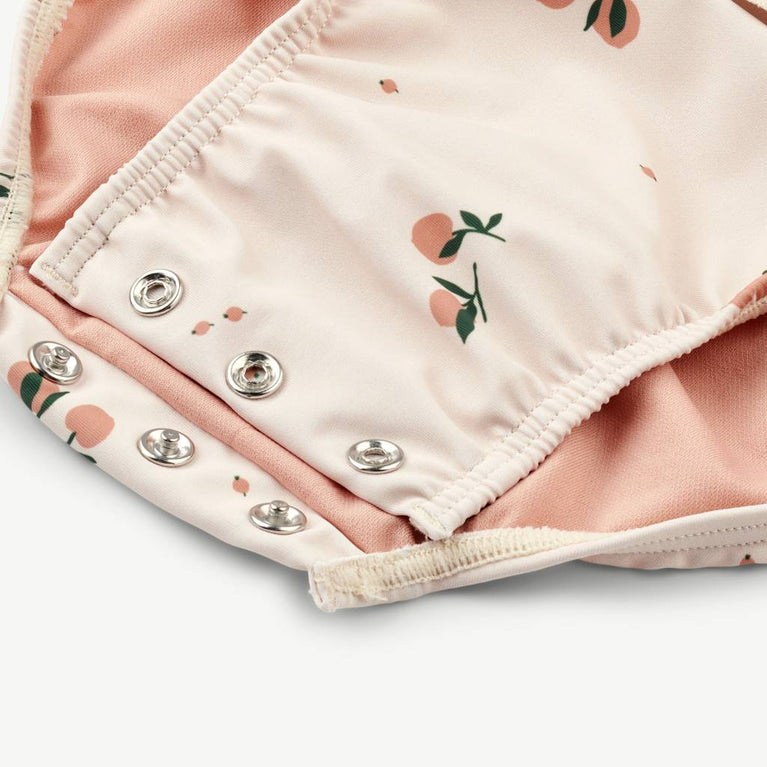 Liewood - Amina Baby Badeanzug aus recyceltem Material - Peach/Sea Shell - 9 Monate (74) - 5715335149953 - littlehipstar.com