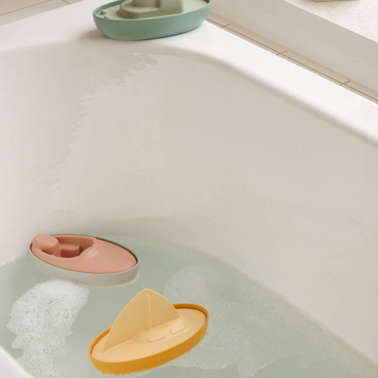 Deborah boats