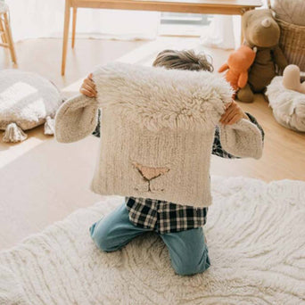 Lorena Canals - Woolable Gestricktes Baumwoll-Kissen Pink Nose Sheep - 8435392623759 - littlehipstar.com