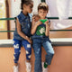 Mini Rodini - Mini Rodini x Wrangler Peace Dove Denim Latzhose in Blau - 3-5 Jahre (104/110) - 7332754610482 - littlehipstar.com