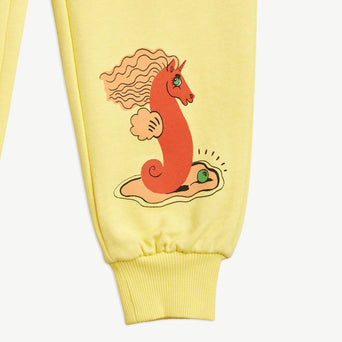 Mini Rodini - Unicorn Seahorse Jogginghose aus Bio-Baumwolle in Gelb - 1.5-3 Jahre (92/98) - 7332754604559 - littlehipstar.com