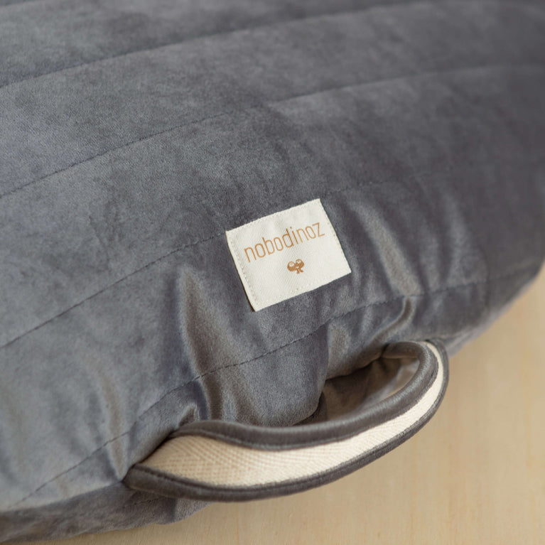 Nobodinoz - Savanna - Sahara Sitzkissen aus Samt - Olive Green - 8435574920645 - littlehipstar.com