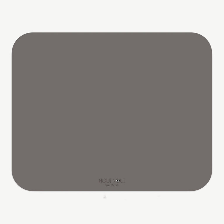 Noui Noui - Bodenmatte aus Vinyl - Unifarben - Grey Oak - 4260686890104 - littlehipstar.com