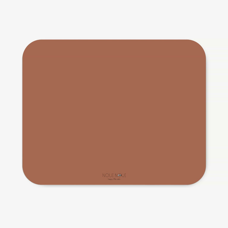 Noui Noui - Bodenmatte aus Vinyl - Unifarben - Dusty Rusty - 4260686890463 - littlehipstar.com