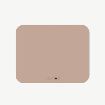 Noui Noui - Tischset aus Vinyl - Unifarben - Olive Haze - 4260686890654 - littlehipstar.com