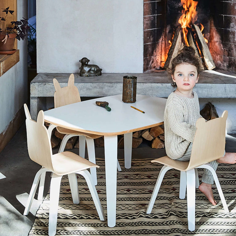 Oeuf - Play Kindertisch aus Holz in Weiß - (B)84,4 x (H)46,3 x (T)69,2 cm - 876051001972 - littlehipstar.com