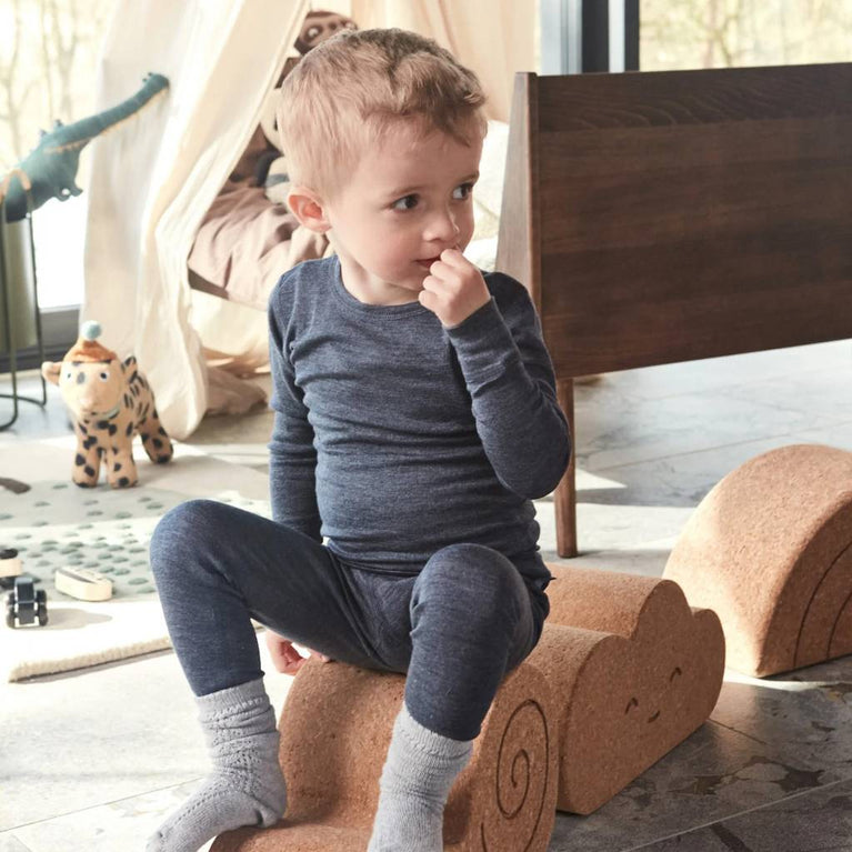 OYOY - Wolke Chloe Cloud Hocker aus Kork - 5712195053321 - littlehipstar.com