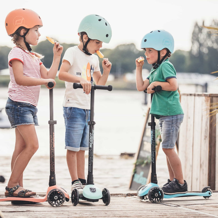 Scoot and Ride - Kickboard Highwaykick 3 LED - Steel - 4897033963473 - littlehipstar.com