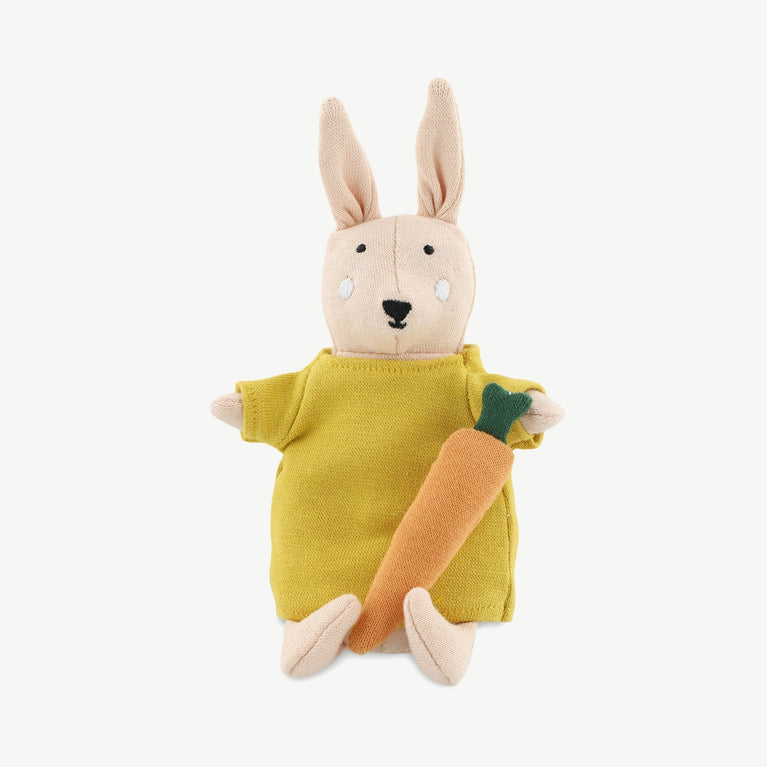 Trixie - Puppet World S: Spielfigur mit Accessoire aus Bio-Baumwolle - Mrs. Rabbit in Rosa - 5400858922175 - littlehipstar.com