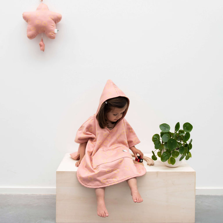 Trixie - Tierdesign Badeponcho aus Bio-Baumwolle - Mr. Dino in Grün - 5400858117199 - littlehipstar.com