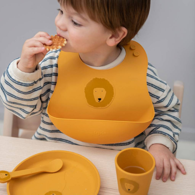 Trixie - Tierdesign Kindergeschirr Becher aus Silikon - 2er-Set - Mr. Lion in Gelb - 5400858966292 - littlehipstar.com