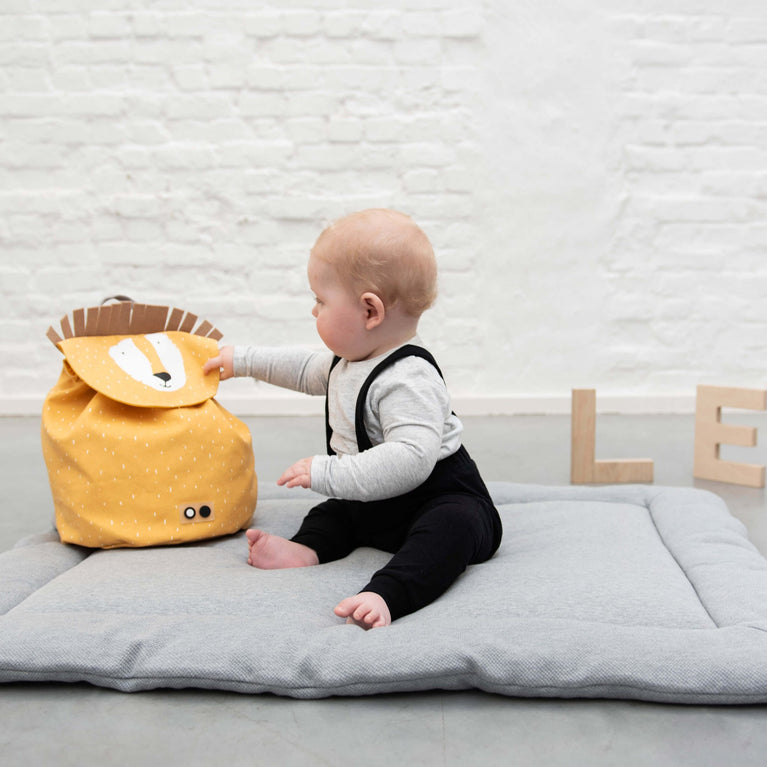 Trixie - Tierdesign Wasserabweisender Mini-Rucksack aus Bio-Baumwolle - Mr. Polar Bear in Grün - 5400858862020 - littlehipstar.com