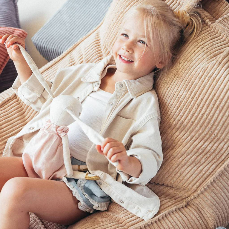 Wigiwama - Sitzsack Sessel aus recyceltem Cord - Pink Mousse - 4751030596303 - littlehipstar.com